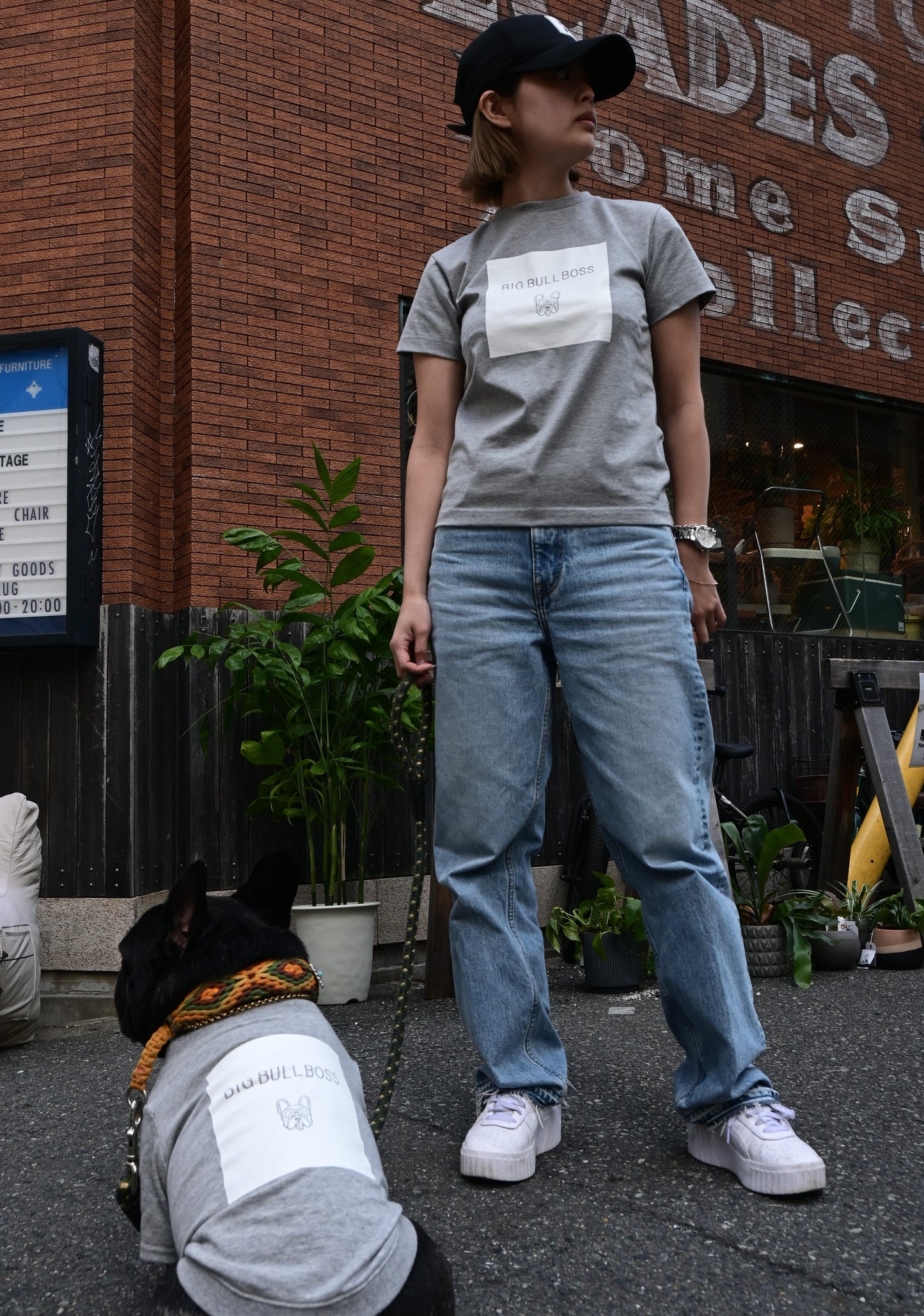 DOGロゴTシャツ